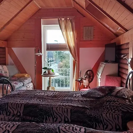 Ferienhaus Cinta Ferienhaus 53°35'n 7°11'o