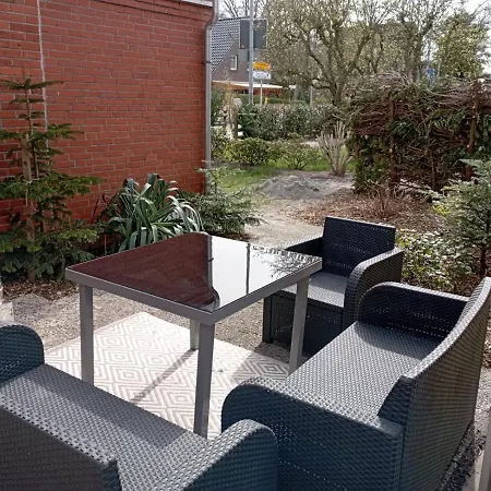Holiday home Cinta Ferienhaus 53°35'n 7°11'o Norden